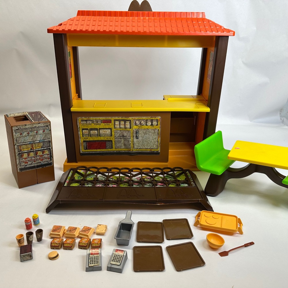 Vintage '82 Barbie McDonalds Restaurant Playset Accessories Furniture Incomplete